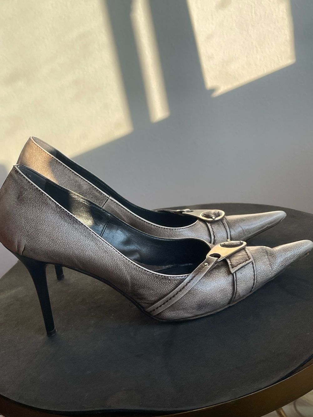 Vintage Y2K Narrow Pointed Toe Buckle Pumps in Metallic Gray